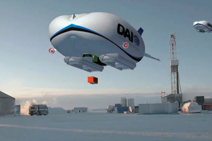 The Hybrid Air Vehicles heavy-lifter in Discovery Air livery