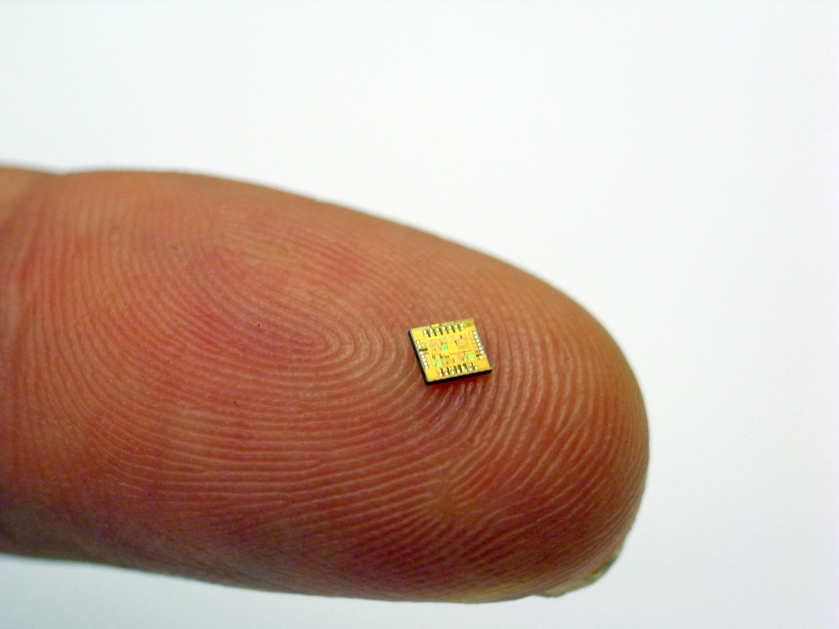 Wearable sensors for measuring vital parameters can be linked to the home unit