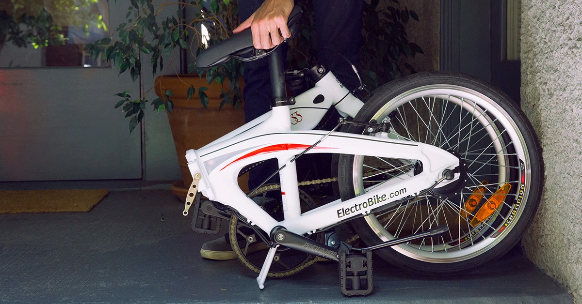 The Air-33 eBike weighs 33 lb