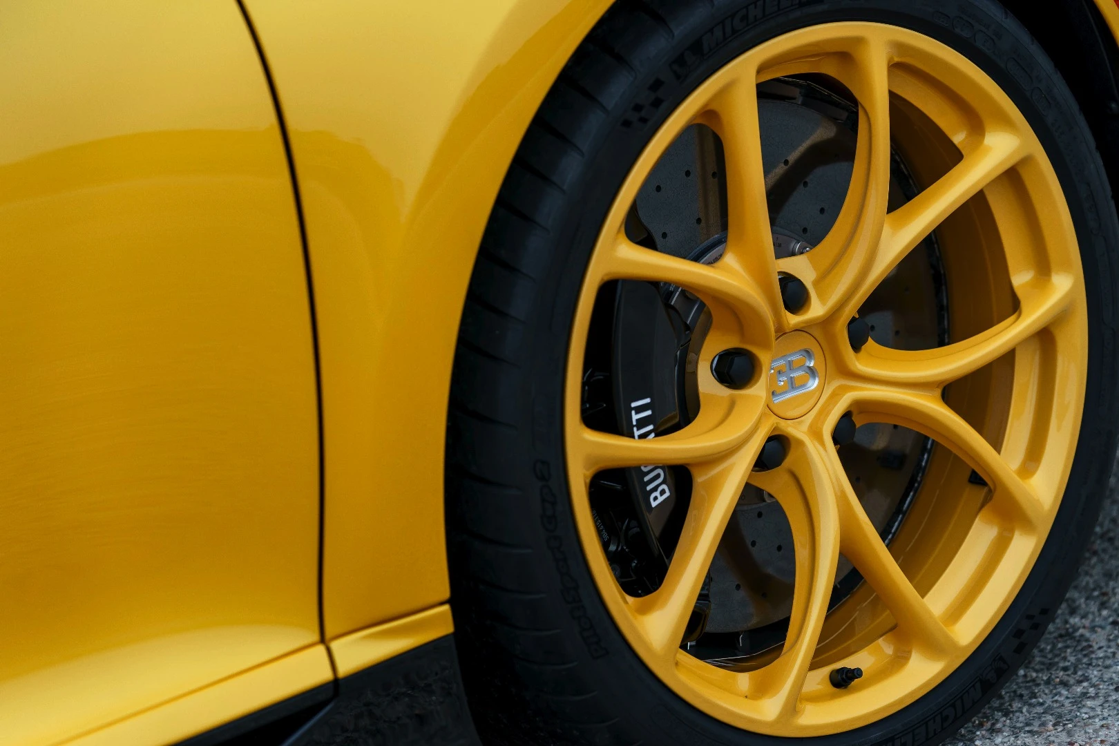 Even the wheels are yellow