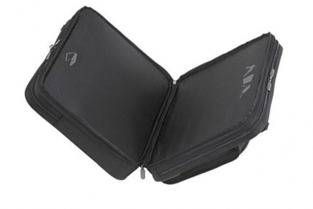 Targus’ airport friendly zipthru laptop case
