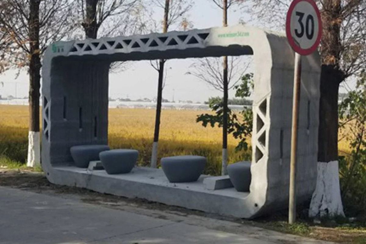 The WinSun shelter was 3D-printed at the company's factory and shipped to its currently location in Jinshan, China