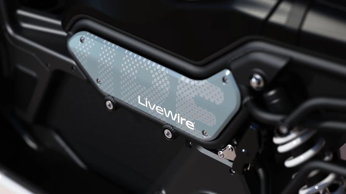 The powertrain of the LiveWire S2 Arrow platform serves as the basis for the e-maxi scooters