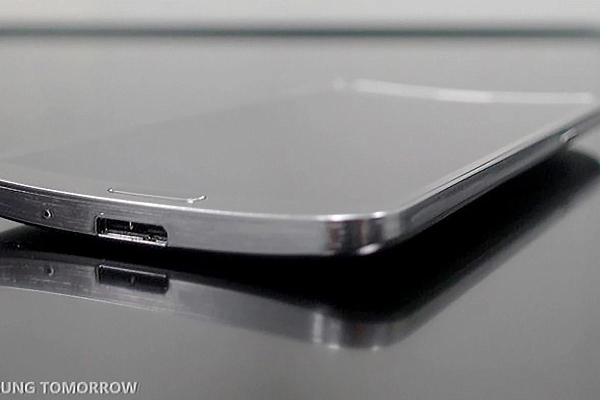 After a series of leaks, Samsung made the Galaxy Round, with its curved AMOLED display, official