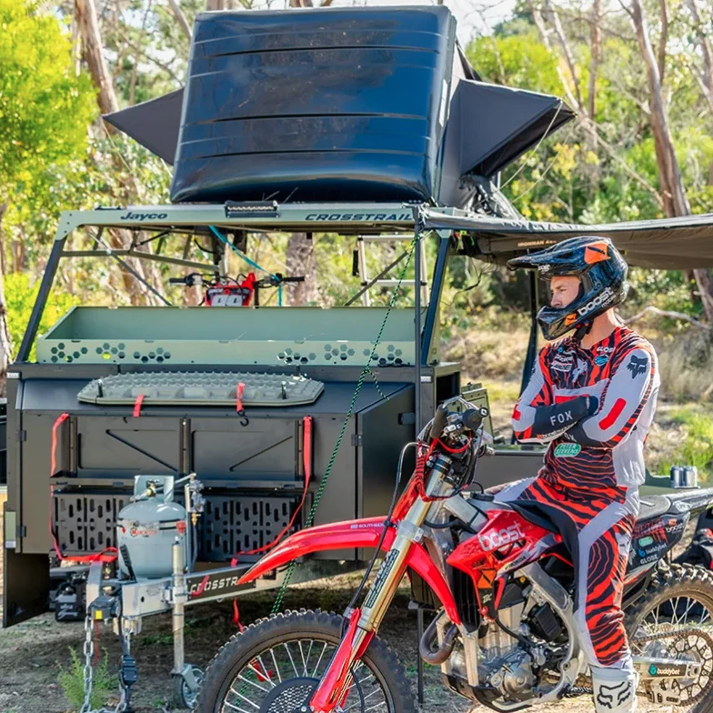 Up front, the Crosstrail includes a firewood/cargo tray, available toolbox and available Maxtrax recovery boards