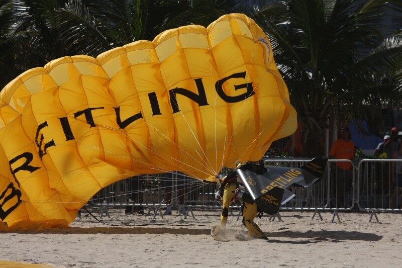 Jetman touches down in Rio (Copyright: Dado Galdieri/Breitling SA, photo via AP Images)