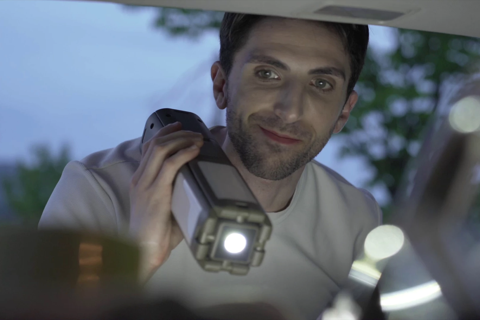 The Lumina in flashlight mode