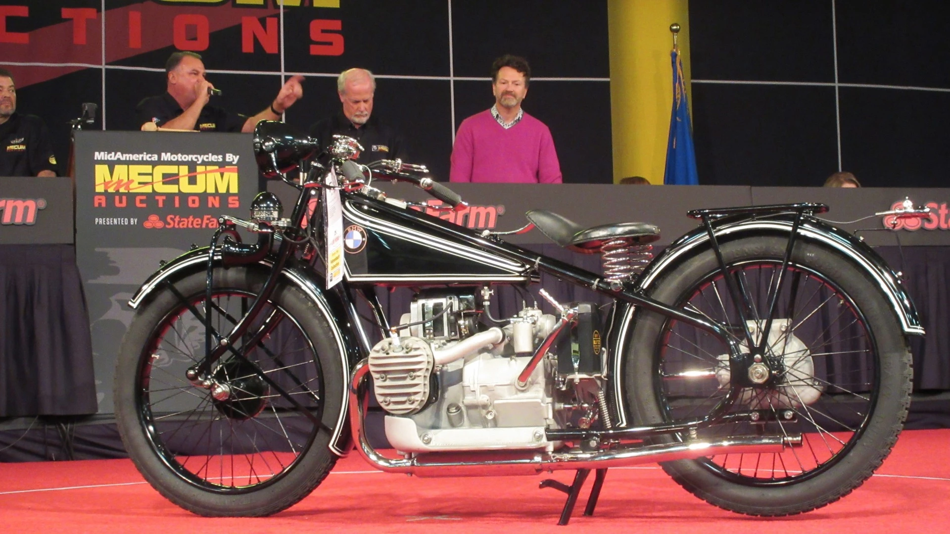 $52,800 – 1927 BMW R42 - Mecum Lot F168
