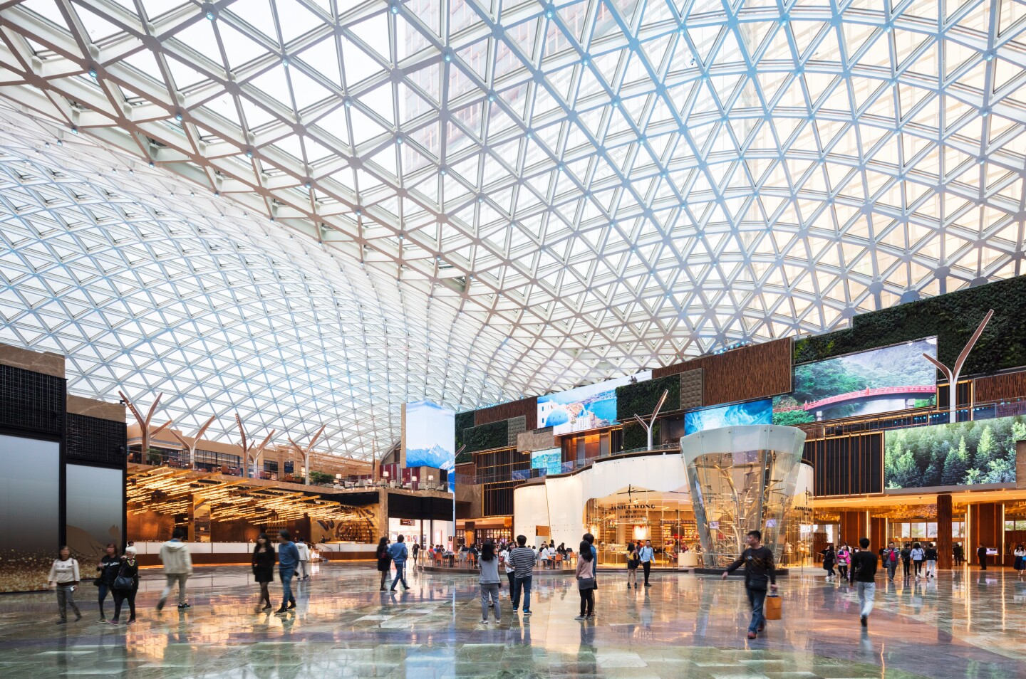 Mgm Cotai Named World S Best New Skyscraper