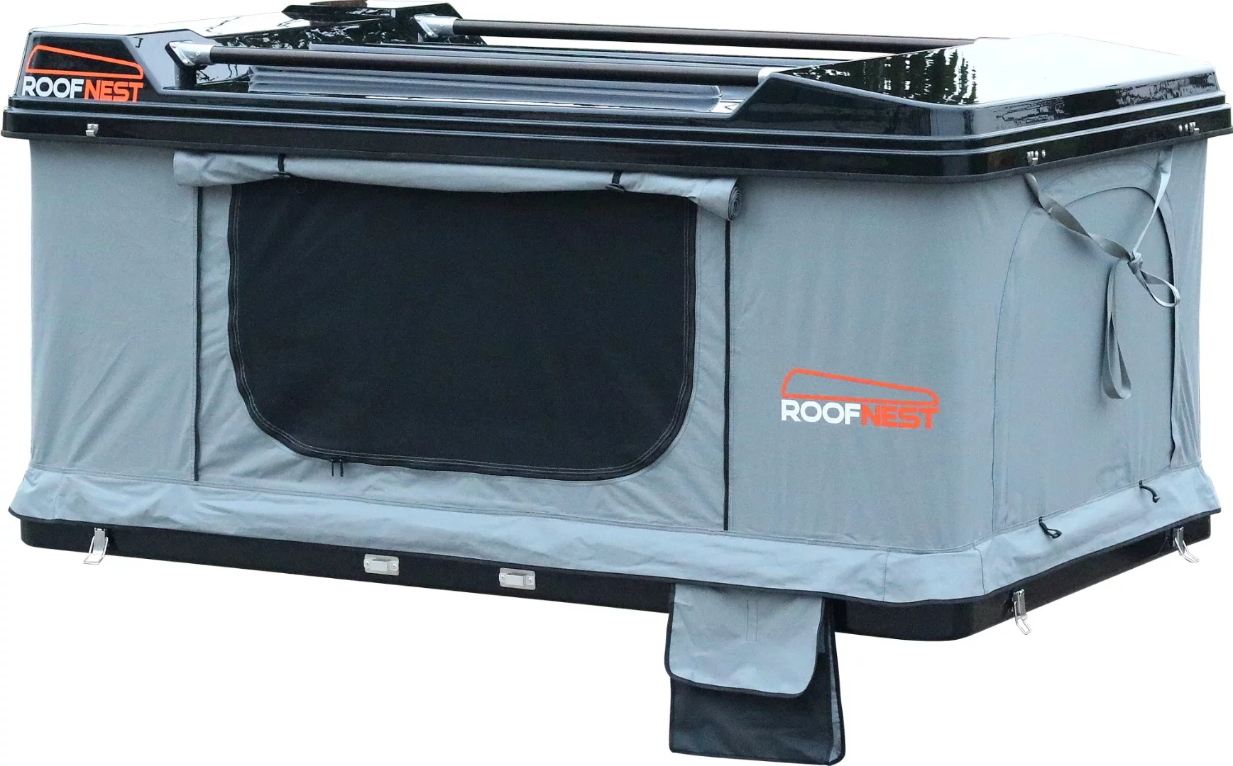 The Roofnest Sandpiper is a cozy penthouse for two