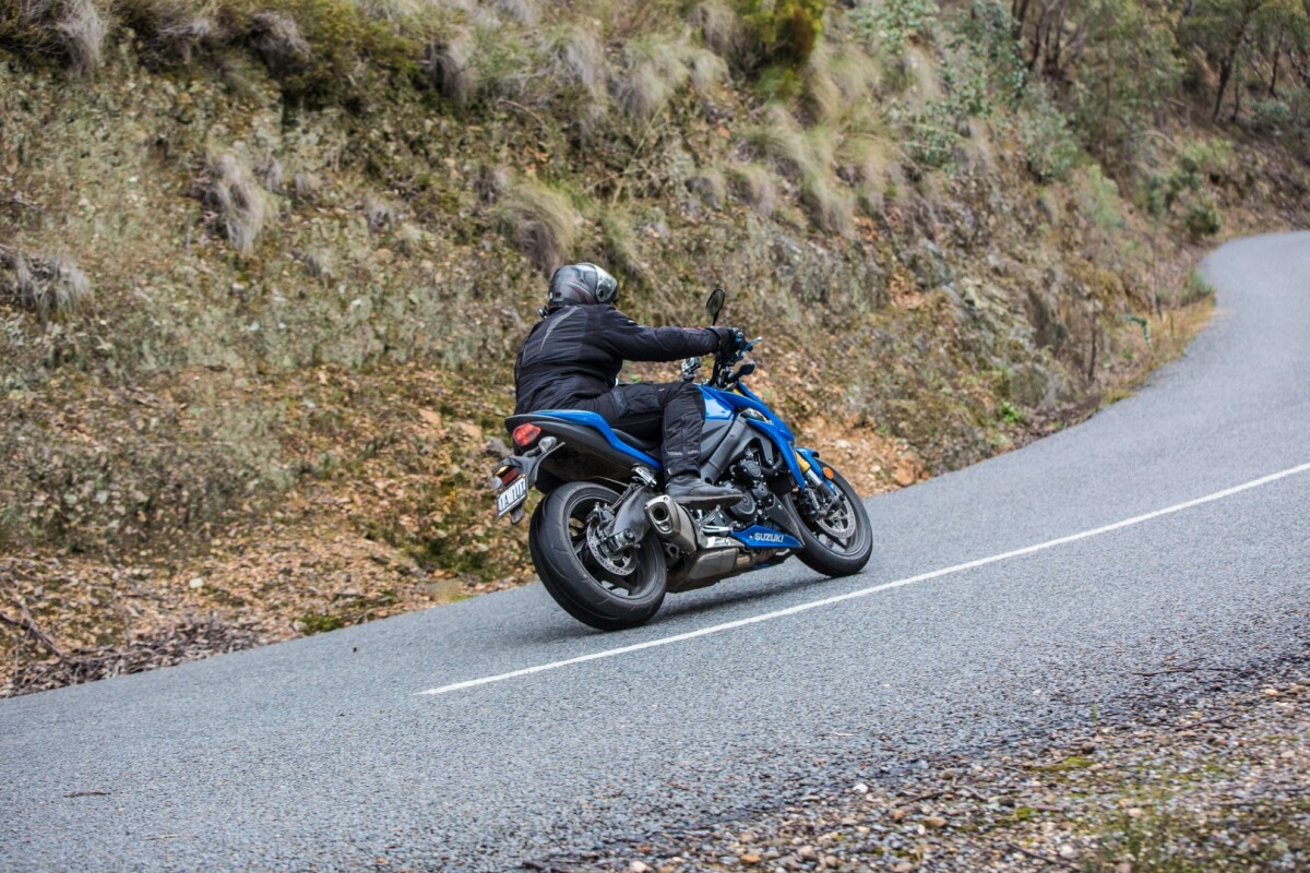 Suzuki GSX-S1000: our test bike was fitted with Dunlop Q3 tyres