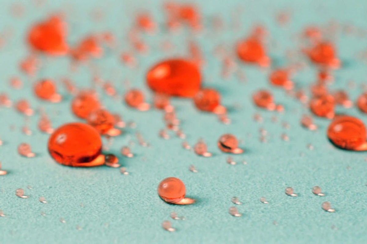 Ever Dry creates a barrier of air between moisture and materials