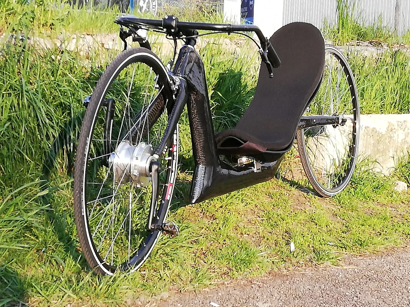 Norway-based KerVelo creator Marc Le Borgne tells us that along with being very aerodynamic, the Low Racer offers "better ergonomics to the rider with higher efficiency and stiffness to the transmission"