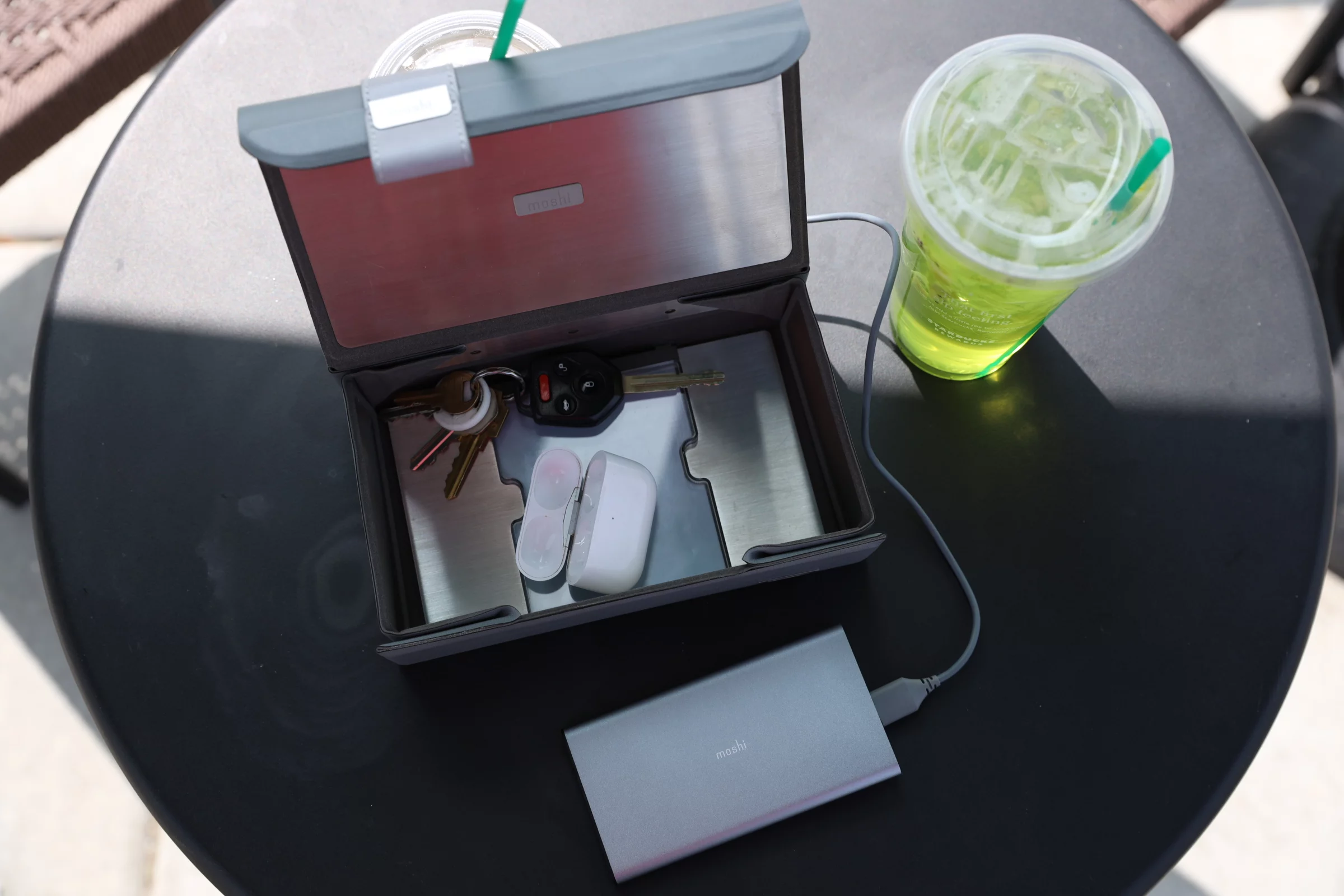 The Deep Purple sanitizes multiple items at once