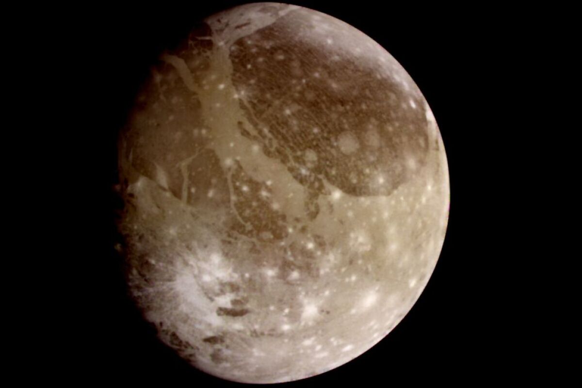 An Ancient Collision Fractured Ganymede and Caused it to Shift Off its Axis Four billion years ago, an asteroid larger than the one that ended the age of dinosaurs may have struck the largest moon in our solar system, Ganymede, knocking it off its axis and causing it to crack like an egg.