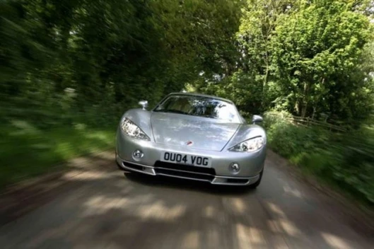 The KZ1's V8 engine is tuned to deliver 500bhp, giving the car a power-to-weight ratio of 376bhp per tonne, enabling the KZ1 to achieve an exhilarating 60mph in just 3.7 seconds, and a top speed of 200mph.