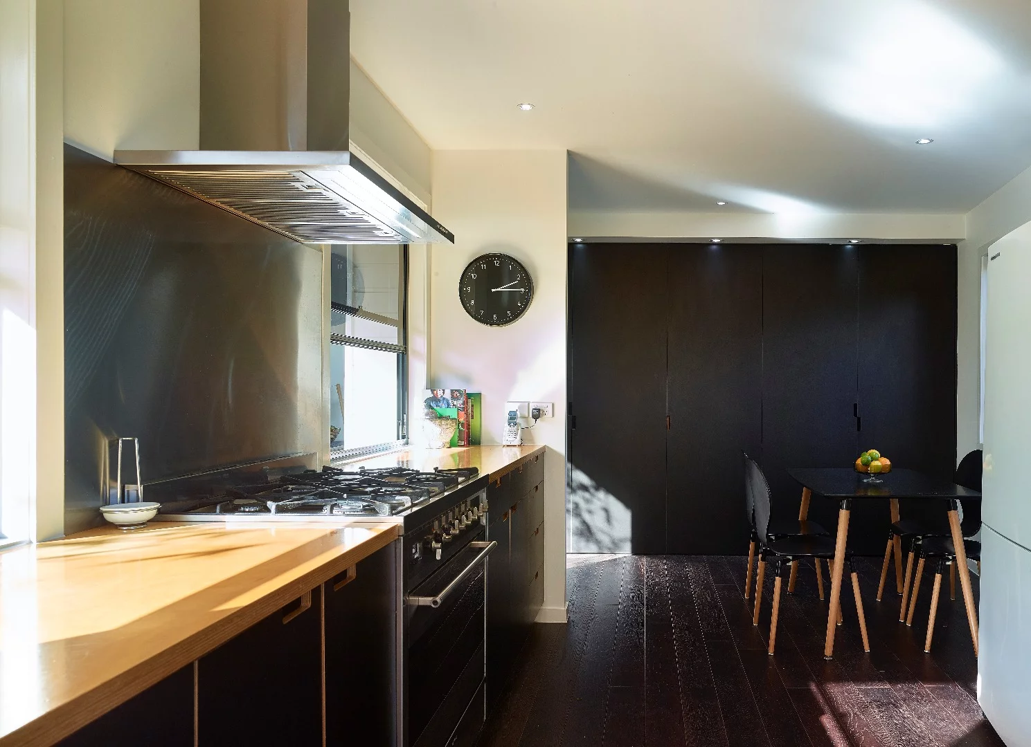 Constructed rather quickly in a period of just five months, the Two Pavilion House currently serves as a three-bedroom home for the architects/builders and their son