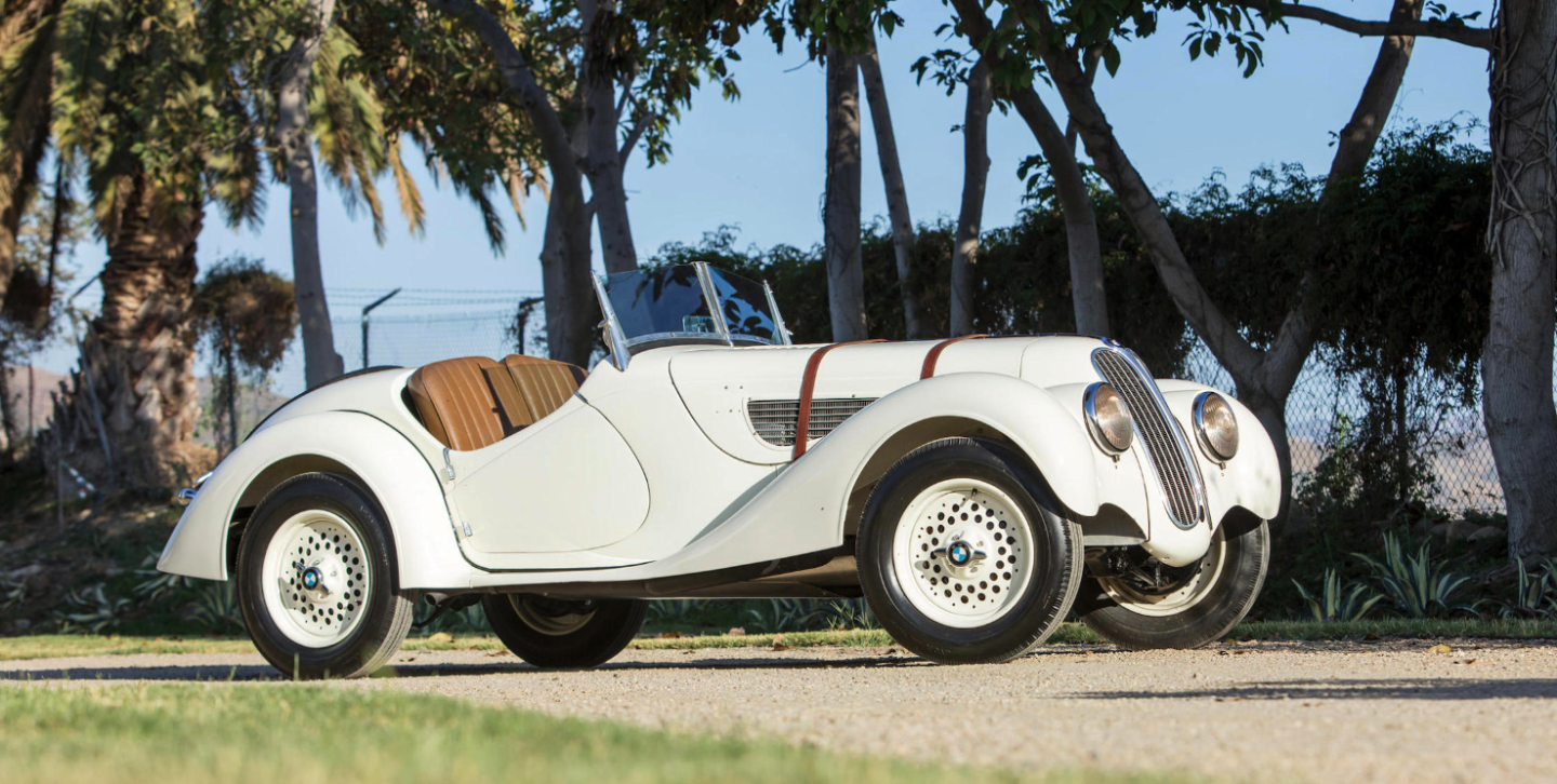 2018 Monterey Car Week Auction Report | 1939 BMW 328 Roadster | Estimate: from $650,000 to $850,000 | Sold for $621,000 | Auction: Bonhams | Lot 27 | Official Description
