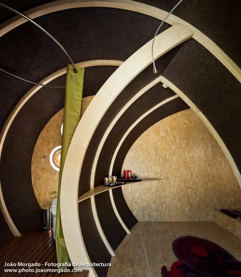 Shelter ByGG interior (Photo: Joao Morgado)