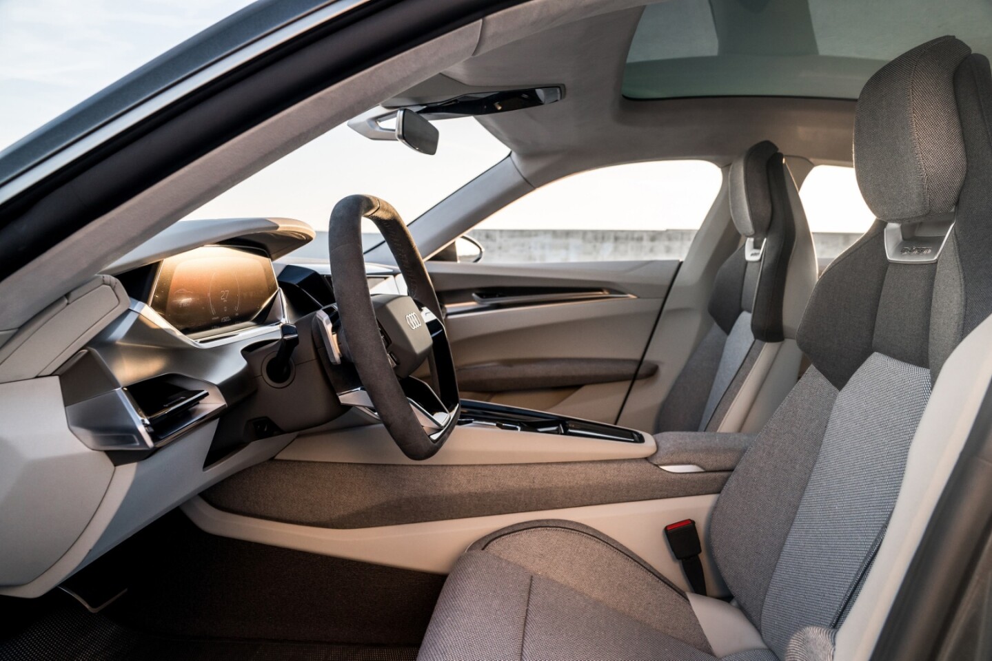 Audi e-tron GT: floor carpets are made from recycled fishing nets