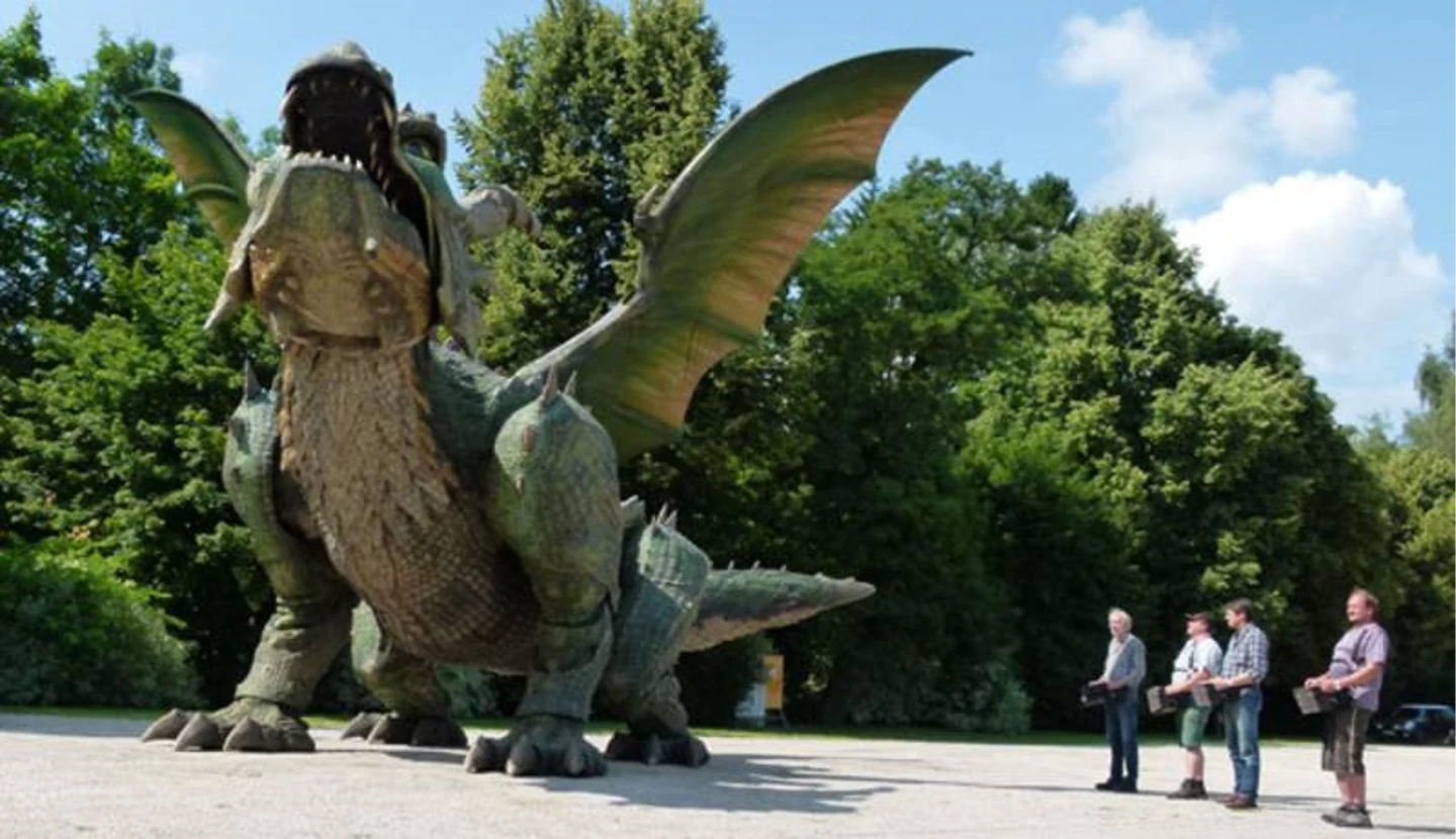 Tradinno's wings spread to 12 m (39 ft)