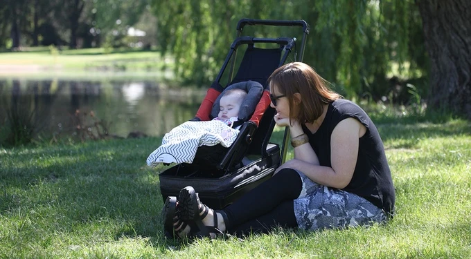 Born to Fly Baby works like a regular stroller, even when there's no luggage in there