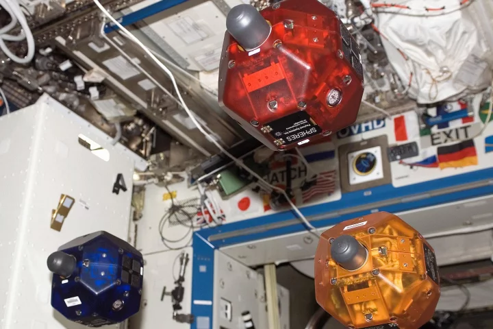The SPHERES robots were put through a simulated follow-the-leader exercise (Image: NASA)