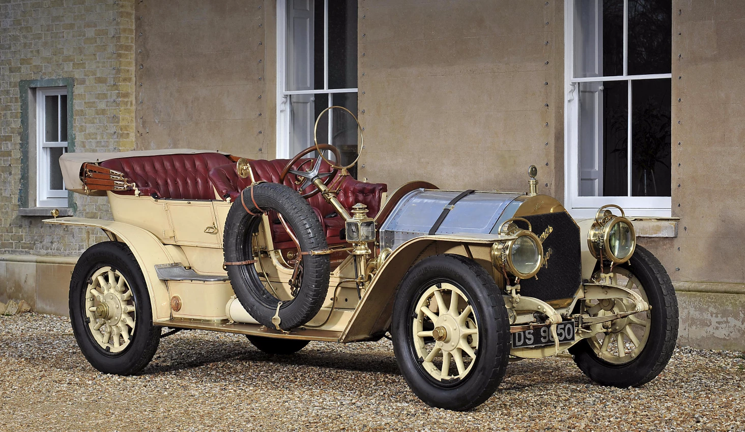 This 1908 Thomas Flyer Model F 4-60hp Tourer went to auction at Bonhams Quail Lodge sale during 2010 Monterey car week and fetched US$ 733,000. The winning car from the epic 1908 race is on display in Reno, Nevada, at the National Automobile Museum, alongside the trophy.
