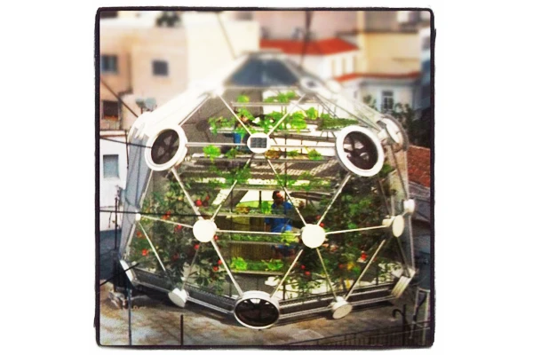 It may look nothing more than an oddly shaped greenhouse, but the "Globe (hedron)" is a concept for a rooftop aquaponics dome that Urban Farmers hopes will help address global food security