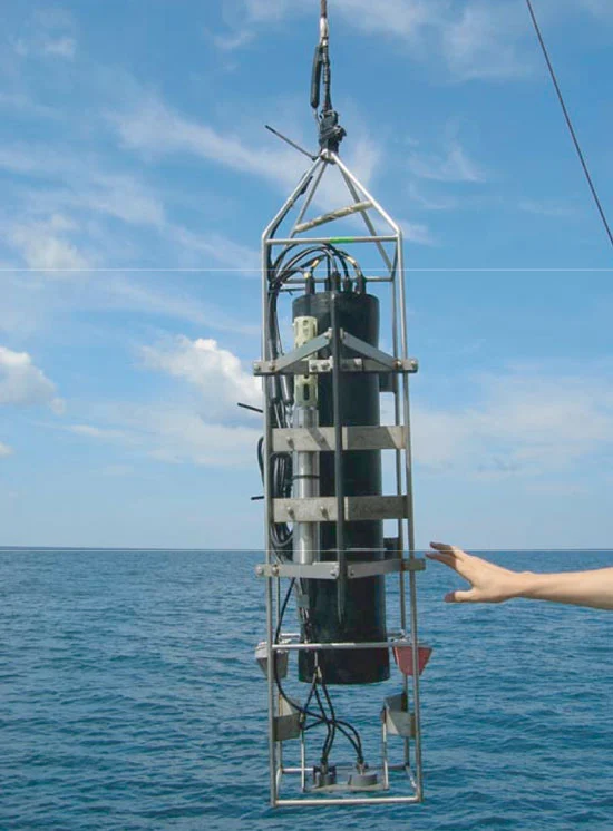 WHOI's high-frequency broadband acoustic system being deployed