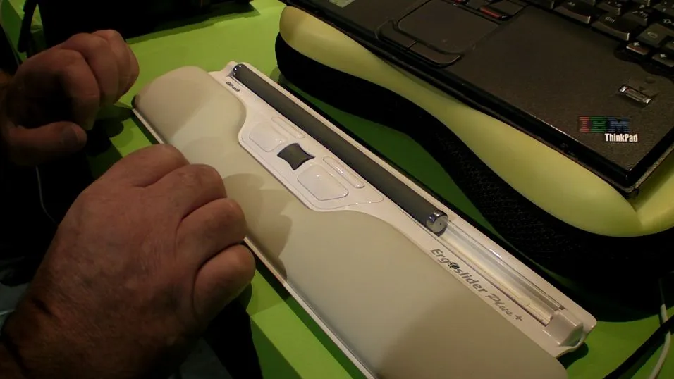 The ErgoSlider Plus is an alternative to the traditional computer mouse