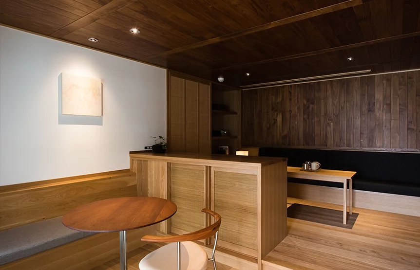 Private lounge and dining area as part of the Guntu suite