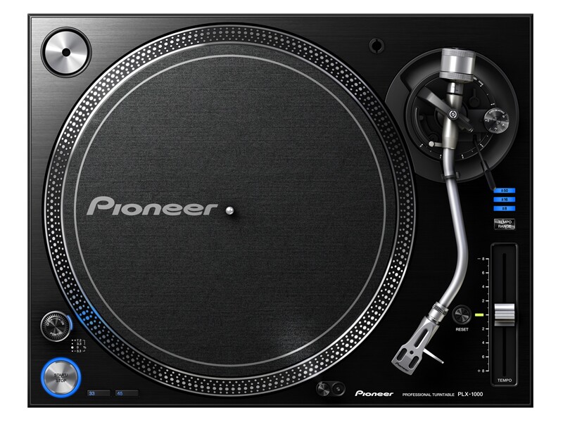The PLX-1000 has a high torque Quartz lock serve type direct drive system for stable rotation and optimum control
