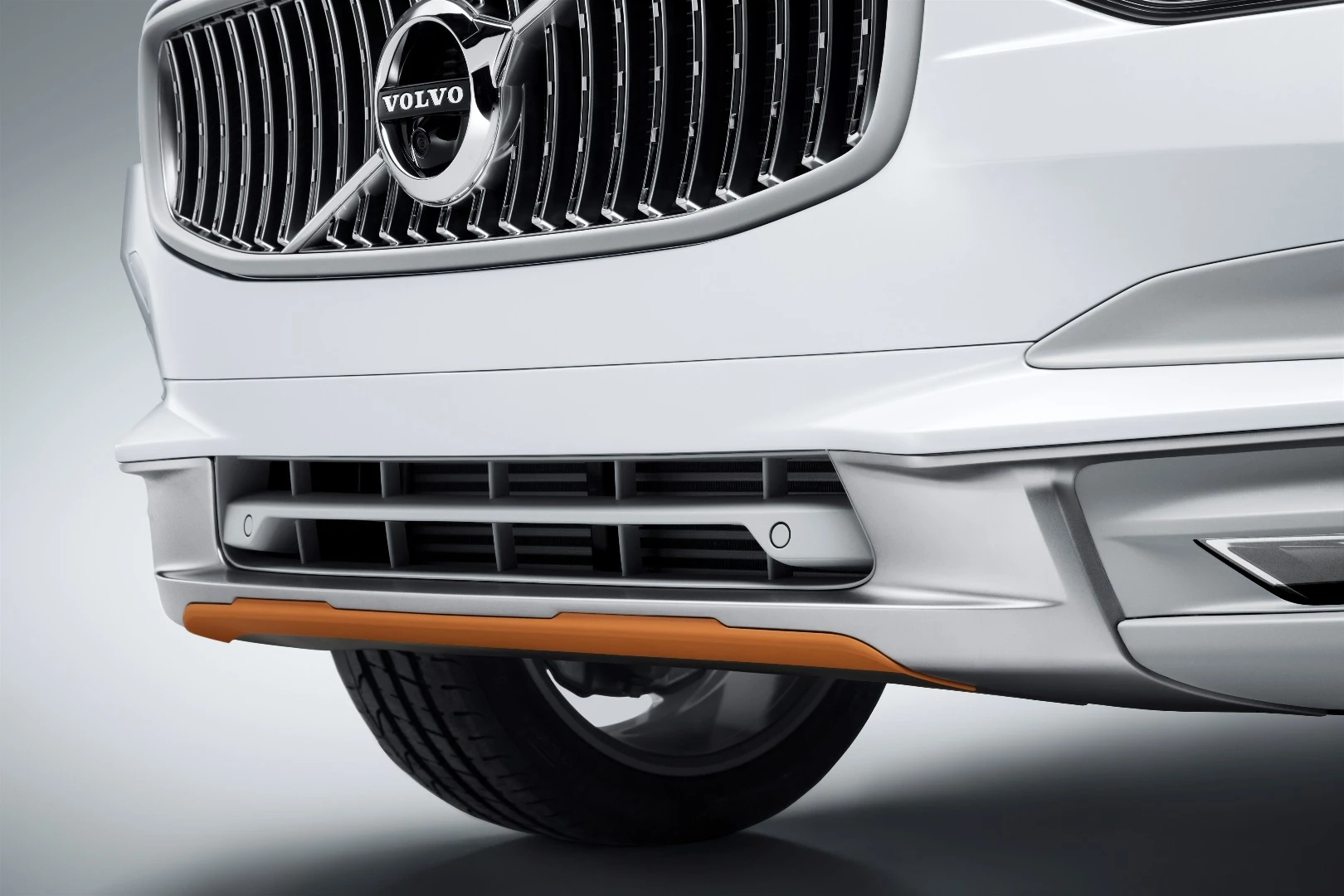 Front bumper on the V90 Cross Country Volvo Ocean Race