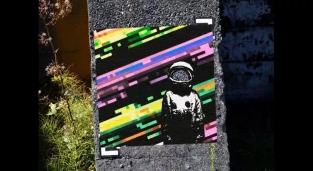 The image is animated with a moving background using the LZRTAG Android app (Photo: LZRTAG)