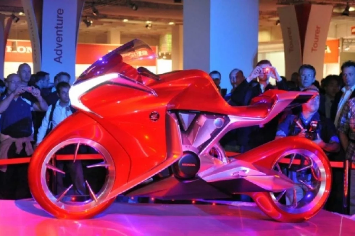 Honda's V4 Concept Model