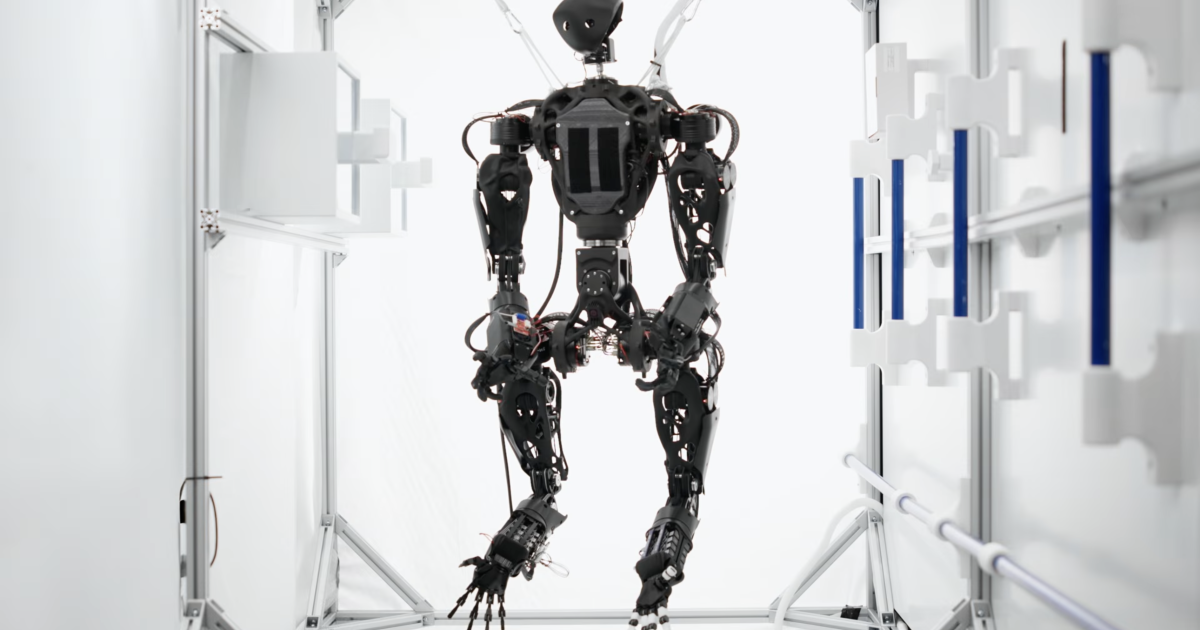 Space-bound humanoid takes a four-armed approach to astronaut assistance