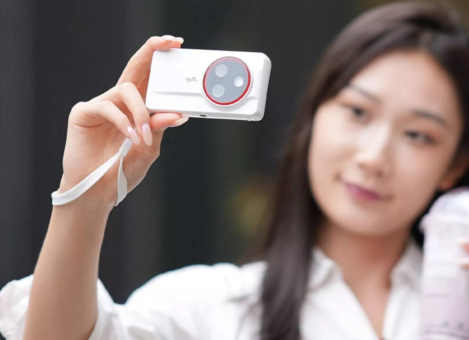 The PocketTrio’s pure-white, Y2K-inspired styling is pitched as both an everyday shooter and a fashion accessory