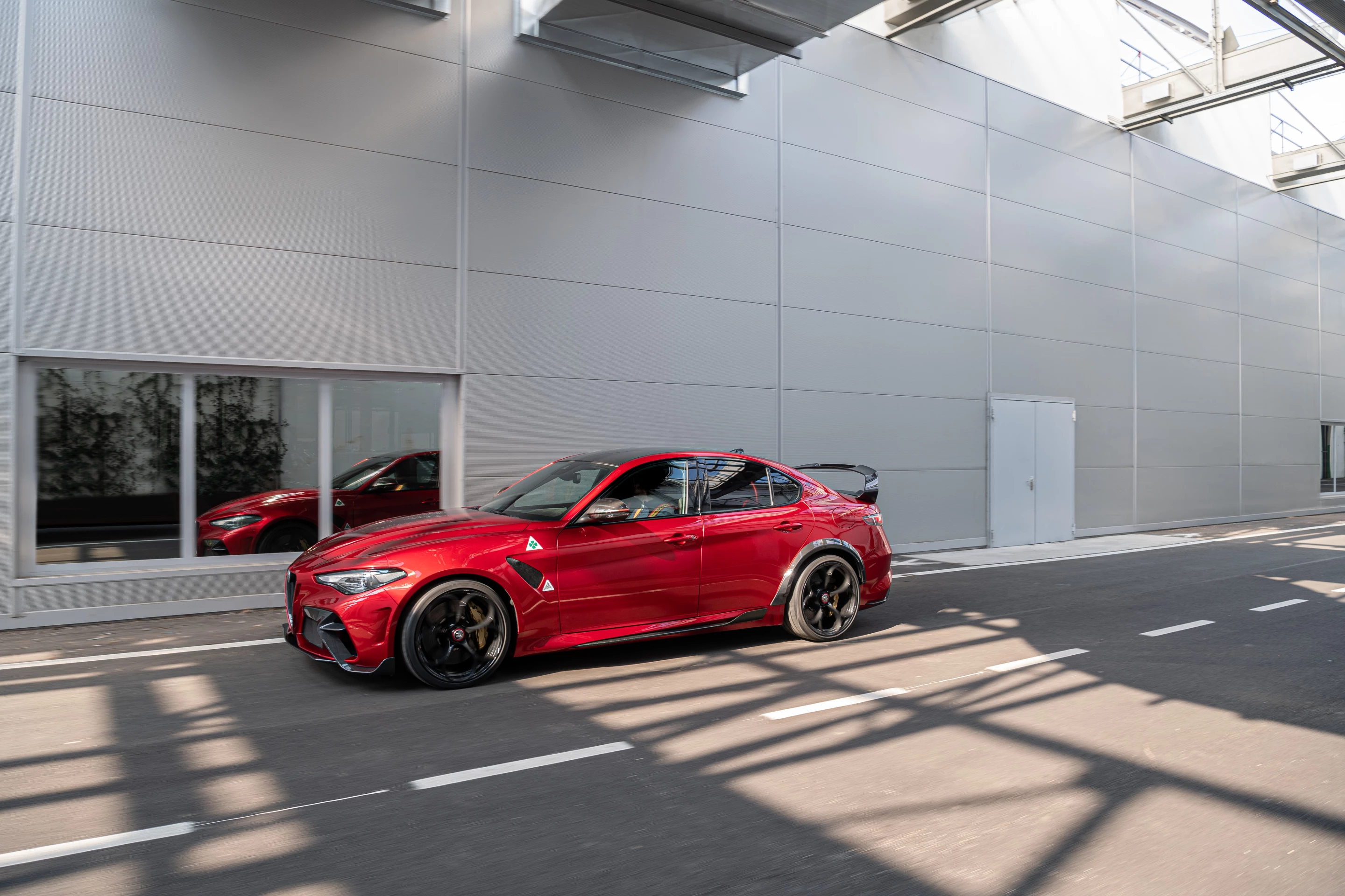 Based on the Giulia Quadrifoglio, the Giulia GTA is fitted with a more powerful version of the Alfa Romeo 2.9 V-6 Bi-Turbo engine, now with 540 hp