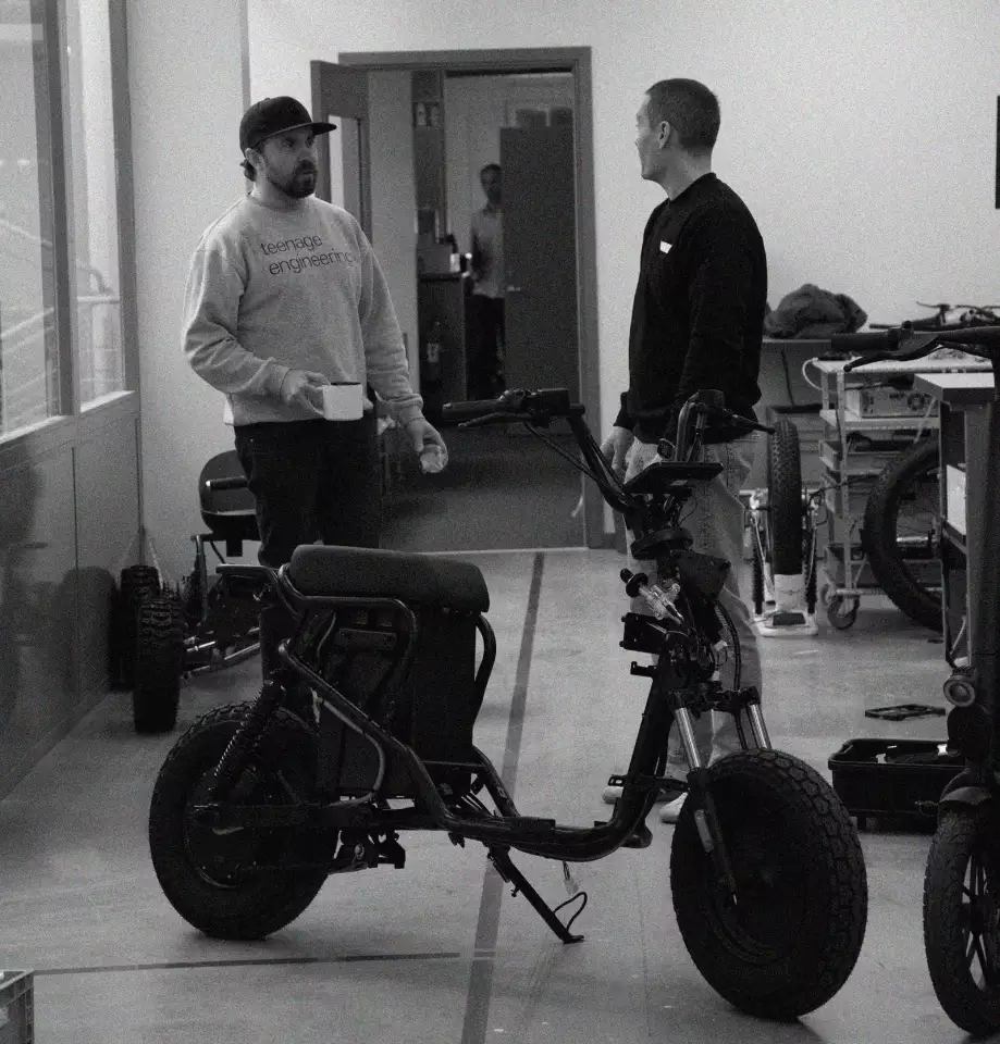 "Hey, shall we build a moped together?" Vässla's Mikael Andersson (right) asks Teenage Engineering. "Well, that sounds fun," comes the reply