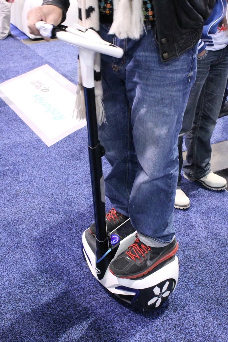 The InMotion R2 in action at CES (Photo: Eric Mack/Gizmag.com)