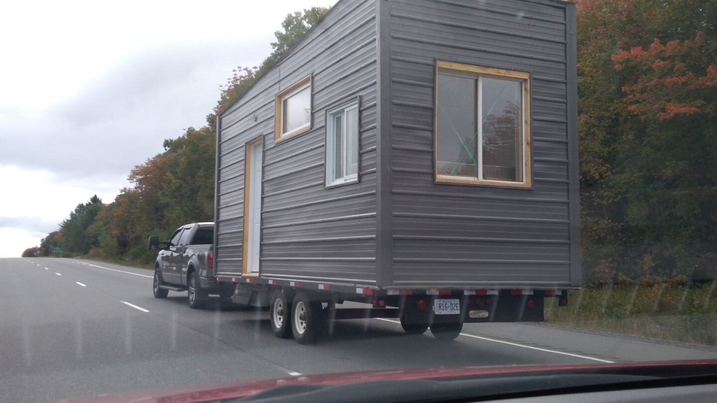 The dimensions of the home means it can be easily towed without acquiring a special permit