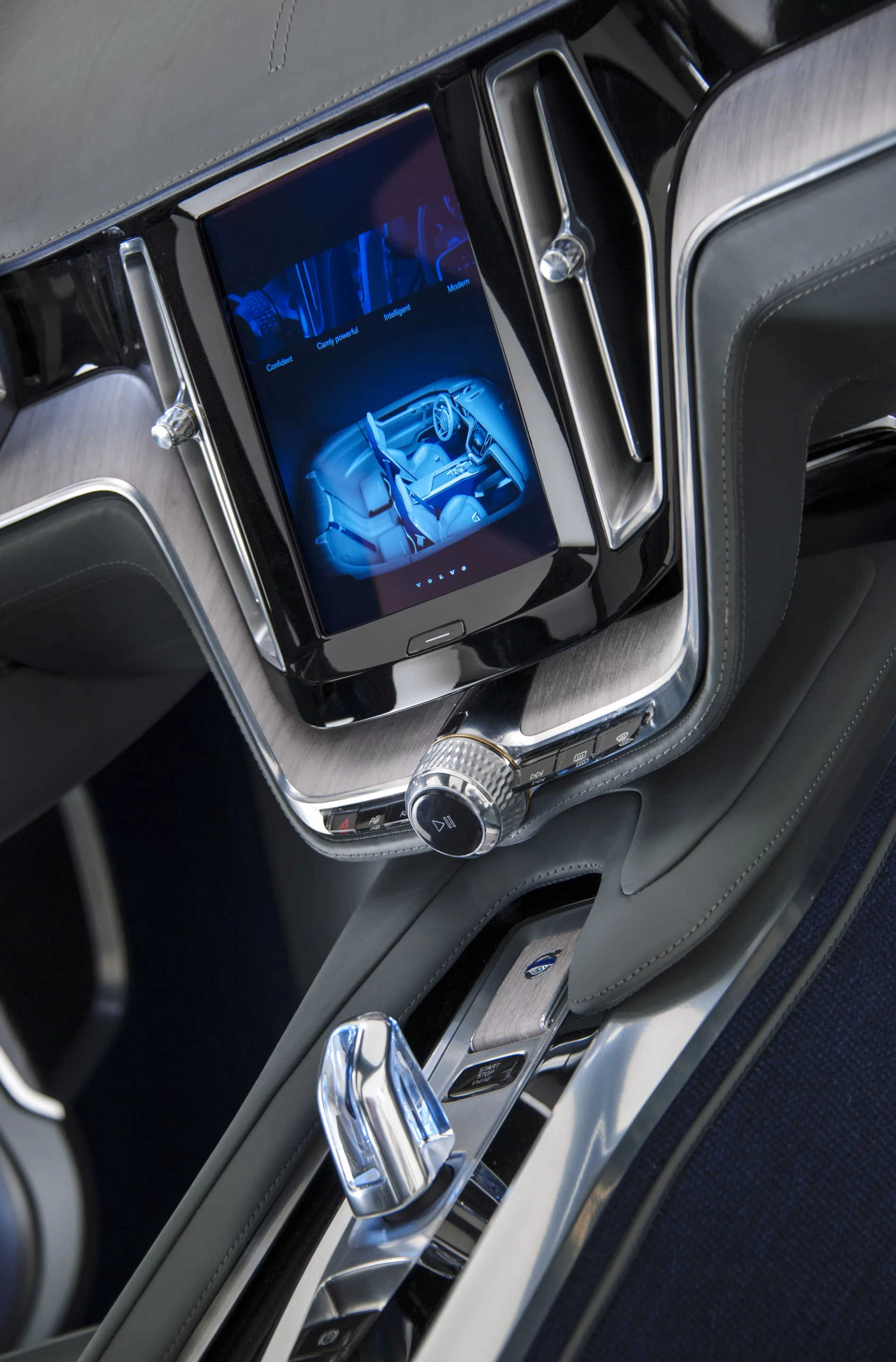 The Concept sports a large console-mounted touch-screen