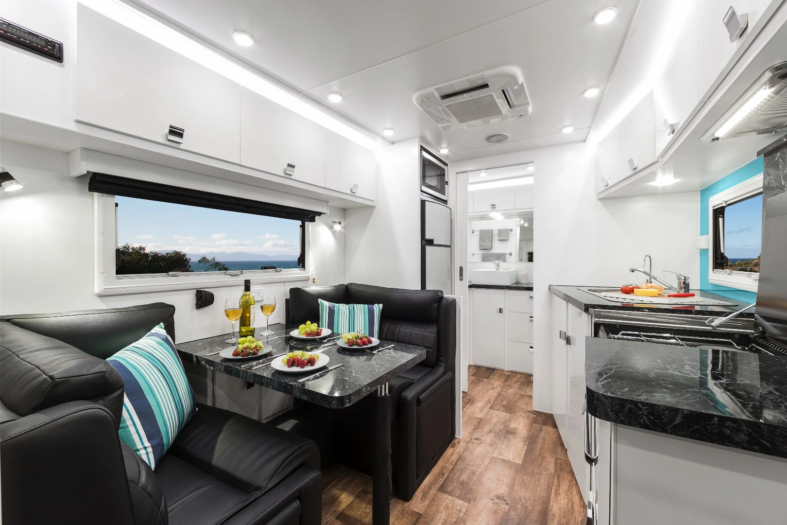 Dinette layouts vary by size/floor plan