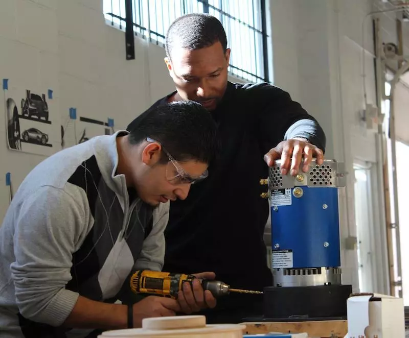 Preparing the electric motor for installation