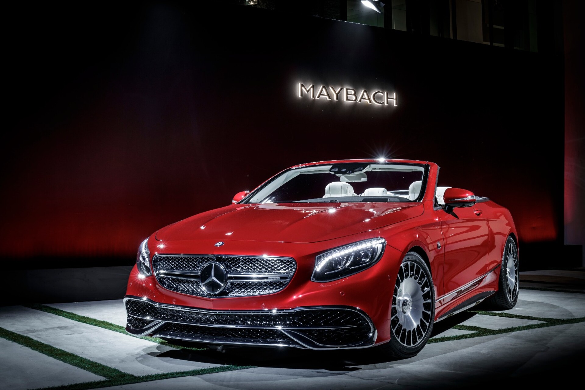 Sunloving billionaires rejoice MercedesMaybach S650 Cabriolet Sunloving billionaires rejoice MercedesMaybach S650 Cabriolet