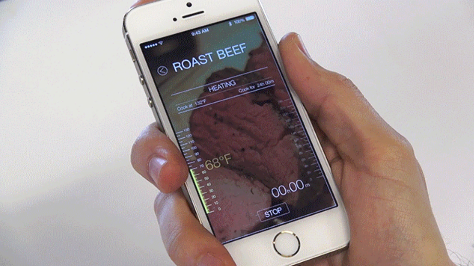 The iOS companion app adds a layer of convenience to the product, offering step-by-step guides and recipes, the ability to adjust burner heat and displaying notifications when the desired cooking time or temperature is reached