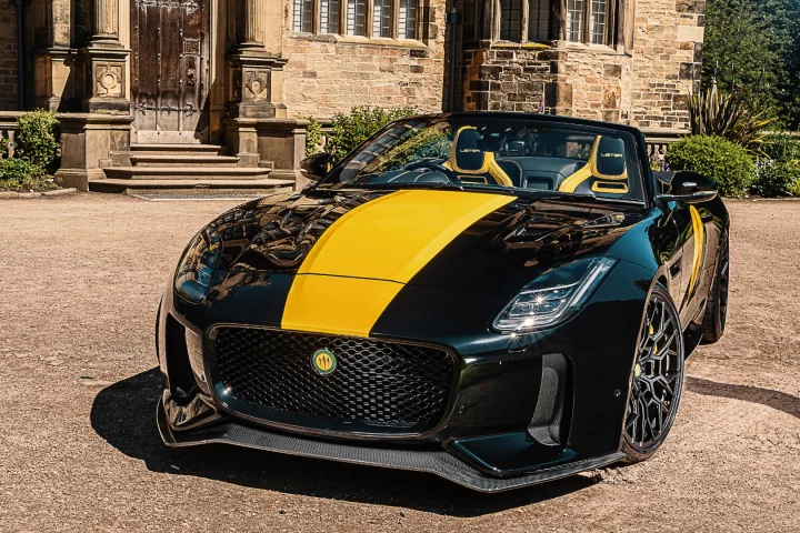Lister has fancied-up the Jaguar F-Type R convertible into a 666-hp, 205-mph carbon-clad LFT-C