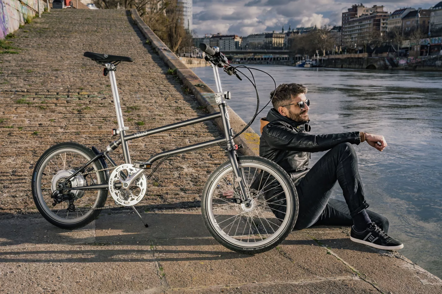 The Bike+ Gears can be optioned with a Schlumpf Drive to effectively double the effective manual gear range
