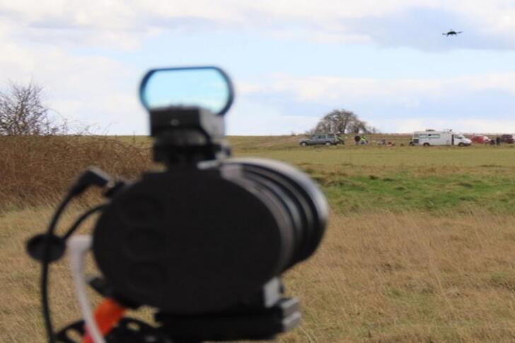 QinetiQ has demonstratd the world's first FSOC laser-controlled drone, invulnerable to RF-spamming countermeasures